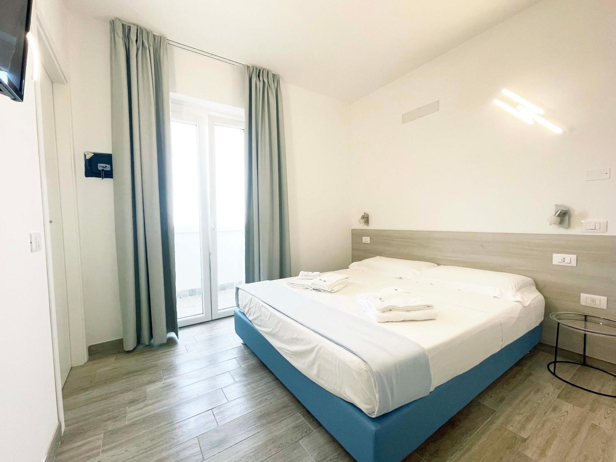 Perla Blu Tropea Panzió Santa Domenica  Kültér fotó